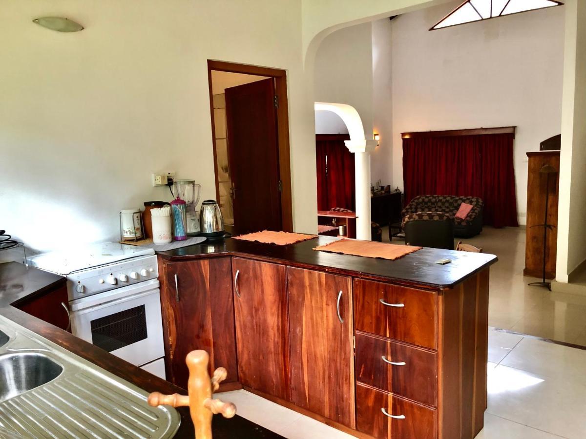 Garden Haven Hikkaduwa Villa Luaran gambar