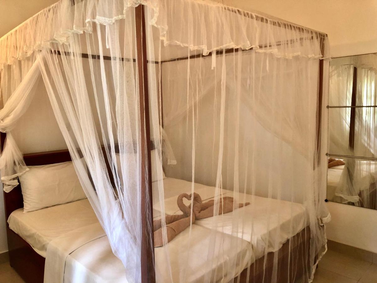 Garden Haven Hikkaduwa Villa Luaran gambar
