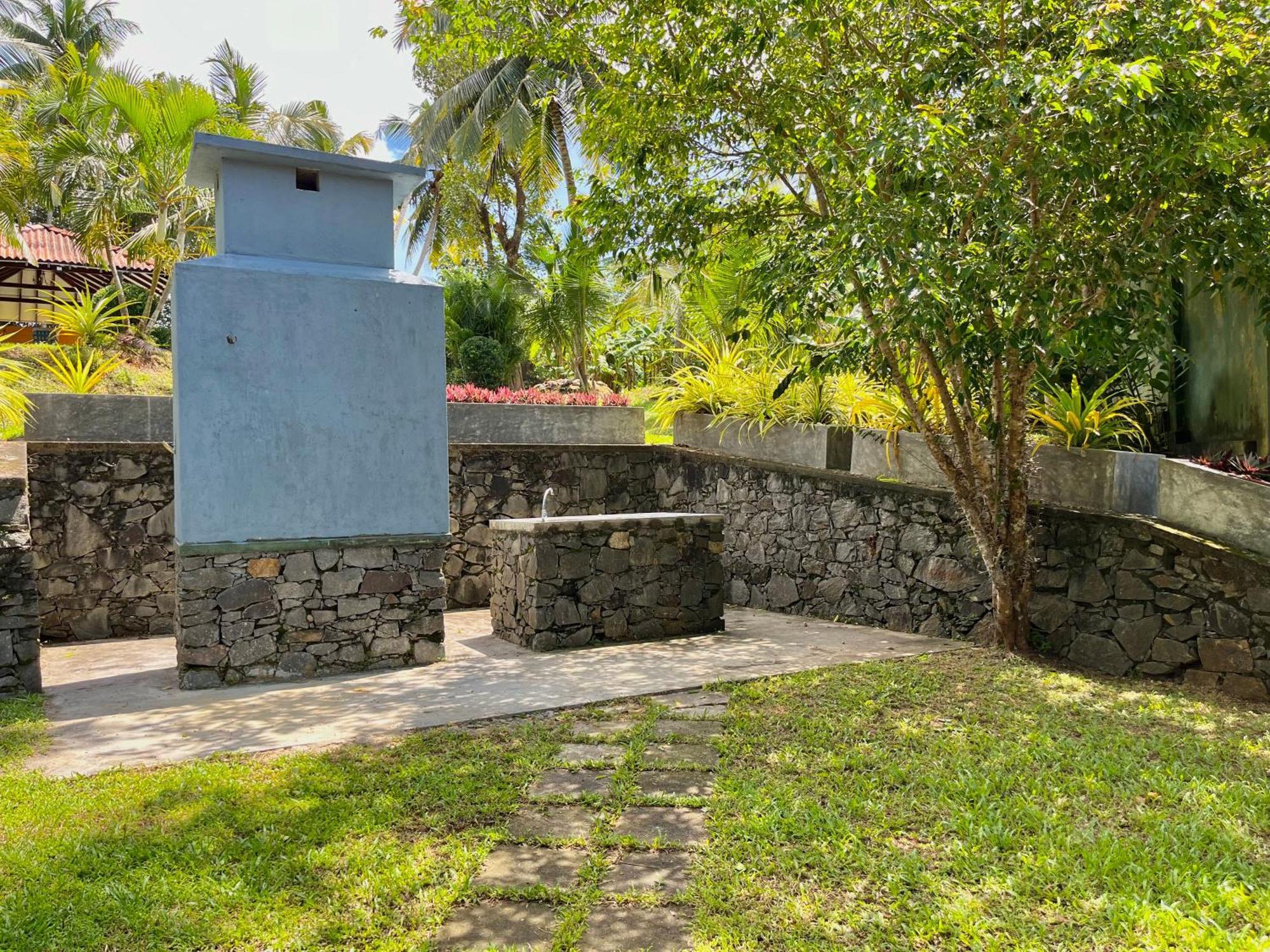Garden Haven Hikkaduwa Villa Luaran gambar